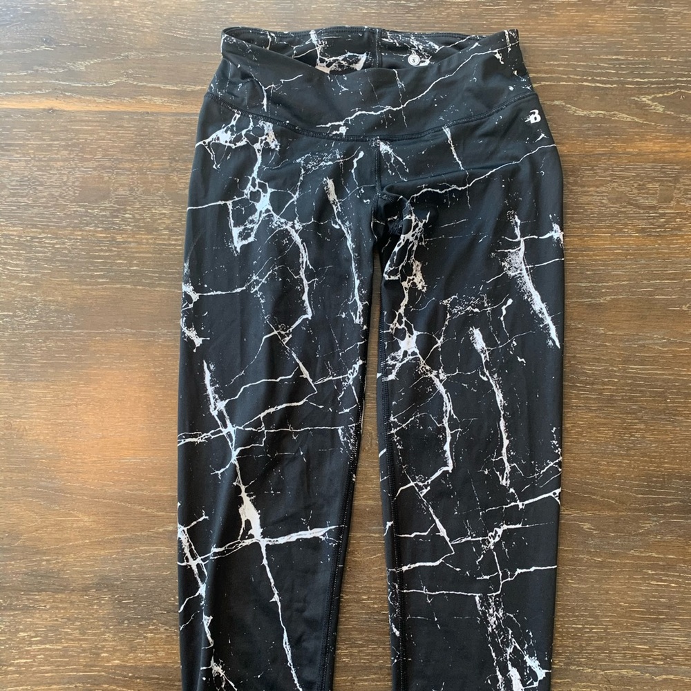 Women’s black leggings